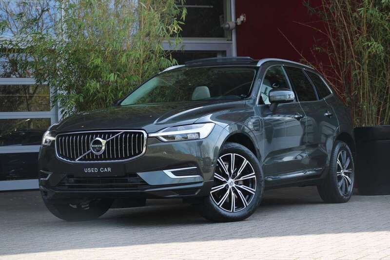 Grijs Gebruikt 2020 Volvo XC60 Inscription SUV | € 39.900 (Eerlijke prijs) - Afbeelding 1/4