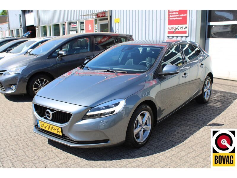 Grijs Gebruikt 2017 Volvo V40 Stationwagen | € 14.950 (Goede deal) - Afbeelding 1/4