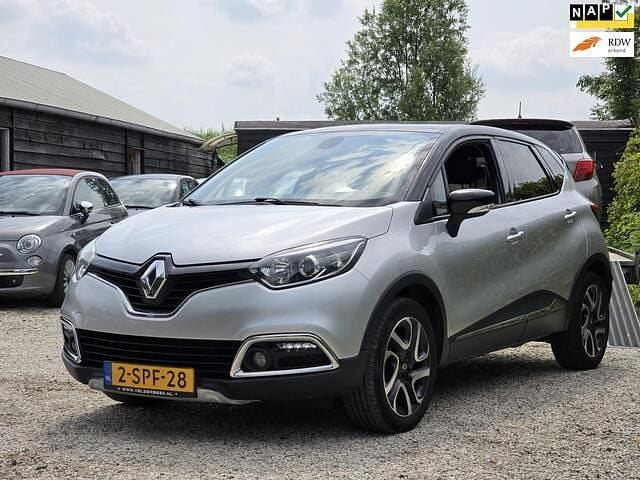 Grijs Gebruikt 2013 Renault Captur Dynamique SUV | € 8.949 (Eerlijke prijs) - Afbeelding 1/4