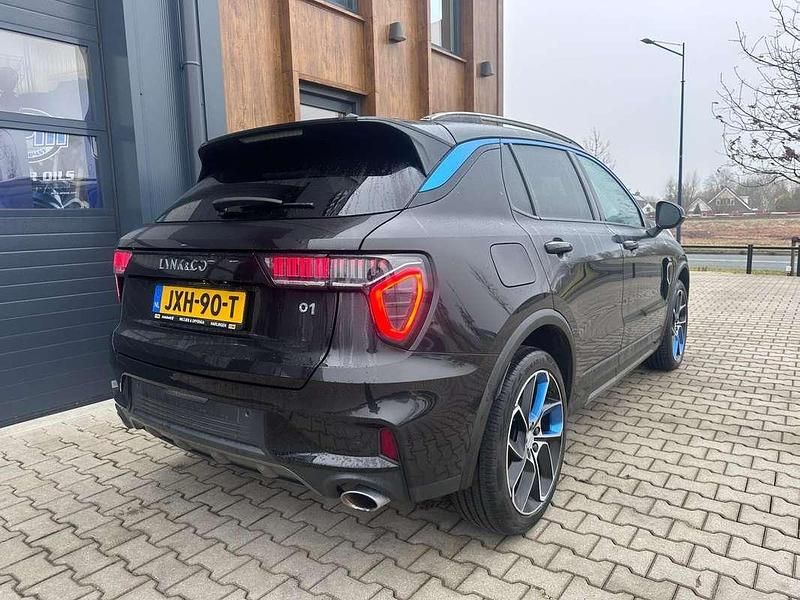 Occasion Lynk & Co 01 179 PK (131 kW) 2022 Zwart (metallic) SUV