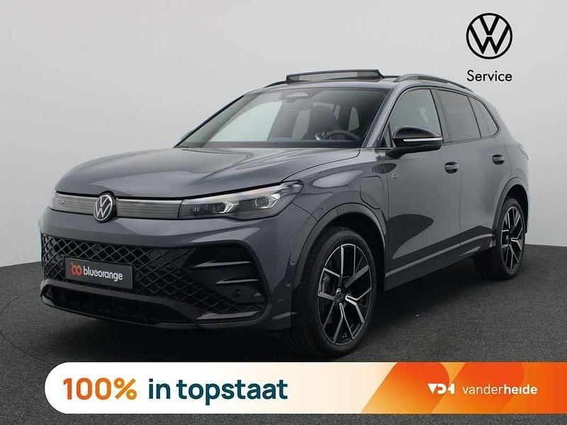 Grijs, metallic lak Nieuw 2025 VW Tiguan R-line Edition SUV | € 57.500 (Goede deal) - Afbeelding 1/3