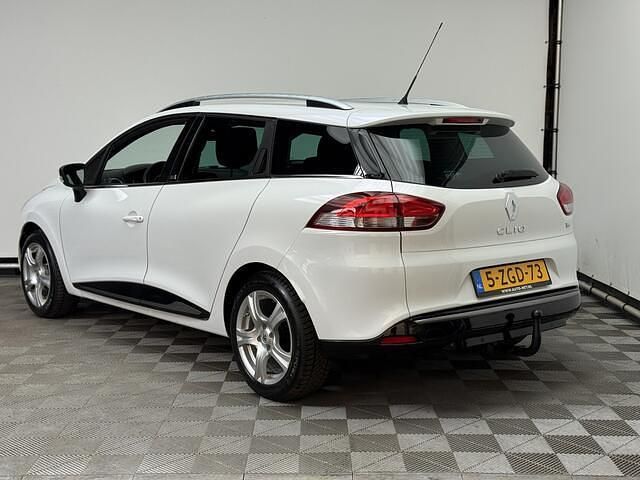 Occasion Renault Clio GrandTour Night&Day 90 PK (66 kW) 2015 Wit Stationwagen