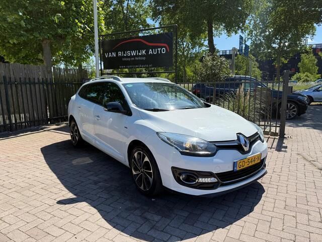 Wit Gebruikt 2015 Renault Mégane GrandTour Bose Edition Stationwagen | € 6.490 (Eerlijke prijs) - Afbeelding 1/4