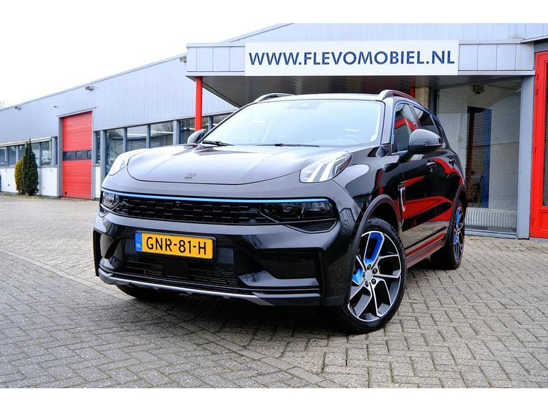 Occasion Lynk & Co 01 180 PK (132 kW) 2023 Zwart SUV