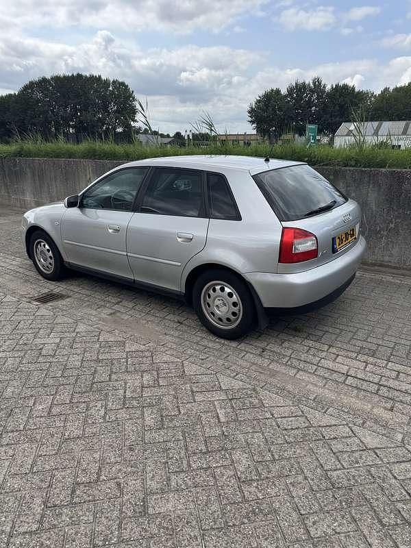 Afbeelding 2/4