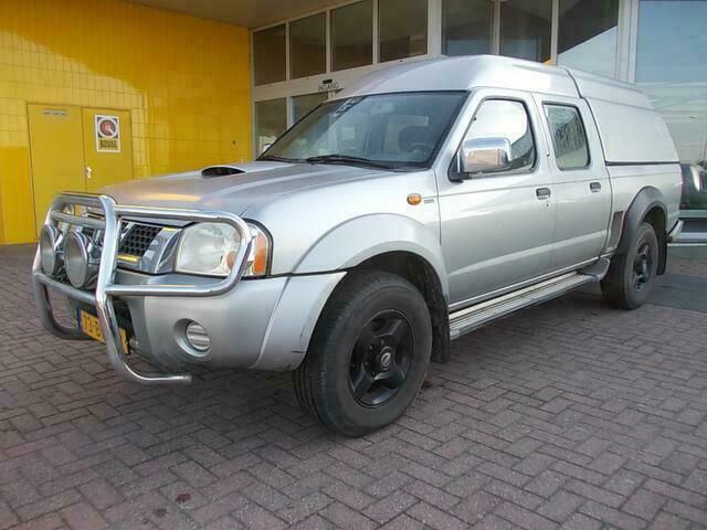 Grijs Gebruikt 2003 Nissan King Pickup | € 5.450 - Afbeelding 1/4