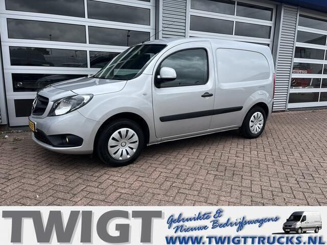 Zilver Gebruikt 2019 Mercedes Citan 109 Van | € 11.250 (Iets duurder) - Afbeelding 1/4