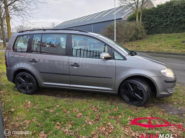 Occasion VW Touran Trendline 140 PK (102 kW) 2008 Grijs MPV