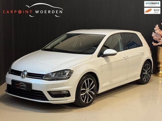 Wit Gebruikt 2014 VW Golf VII R-line Hatchback | € 12.990 (Eerlijke prijs) - Afbeelding 1/4