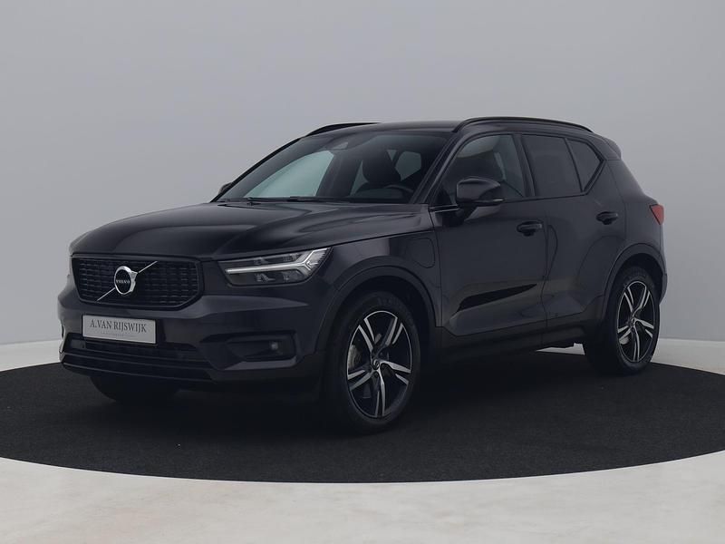 Zwart Gebruikt 2021 Volvo XC40 R-Design SUV | € 30.900 (Goede deal) - Afbeelding 1/4