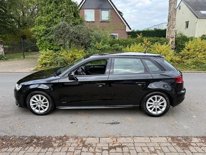 Gebruikt 2014 Audi A3 Attraction | € 9.450 (Super prijs) - Afbeelding 1/4