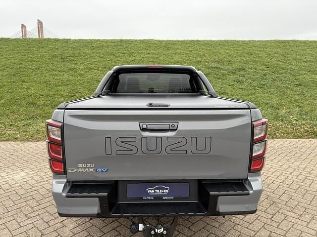 Nieuw Isuzu D-Max 2025 Grijs Van
