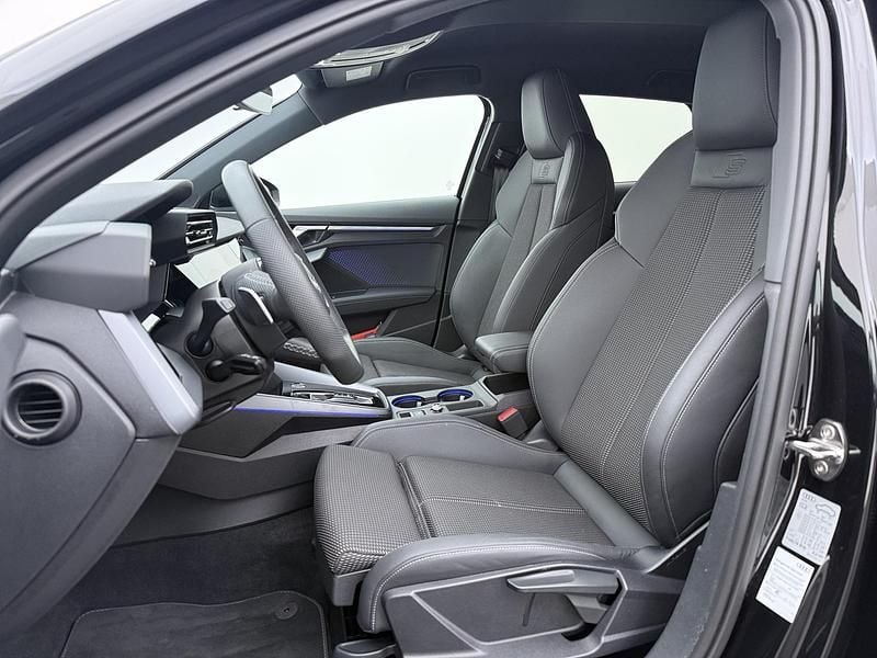 Occasion Audi A3 Sportback S-Line 116 PK (85 kW) 2025 Zwart Hatchback
