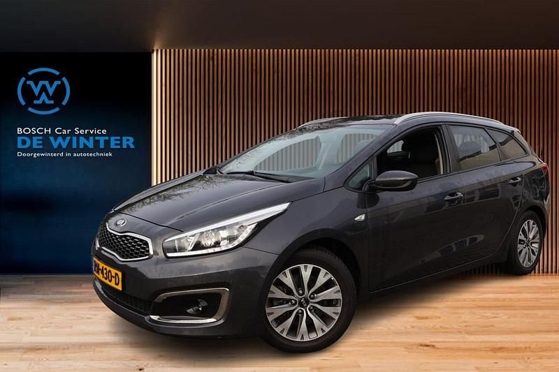 Grijs Occasion 2018 Kia Ceed Sportswagon Stationwagen | € 10.745 (Iets duurder) - Afbeelding 1/4