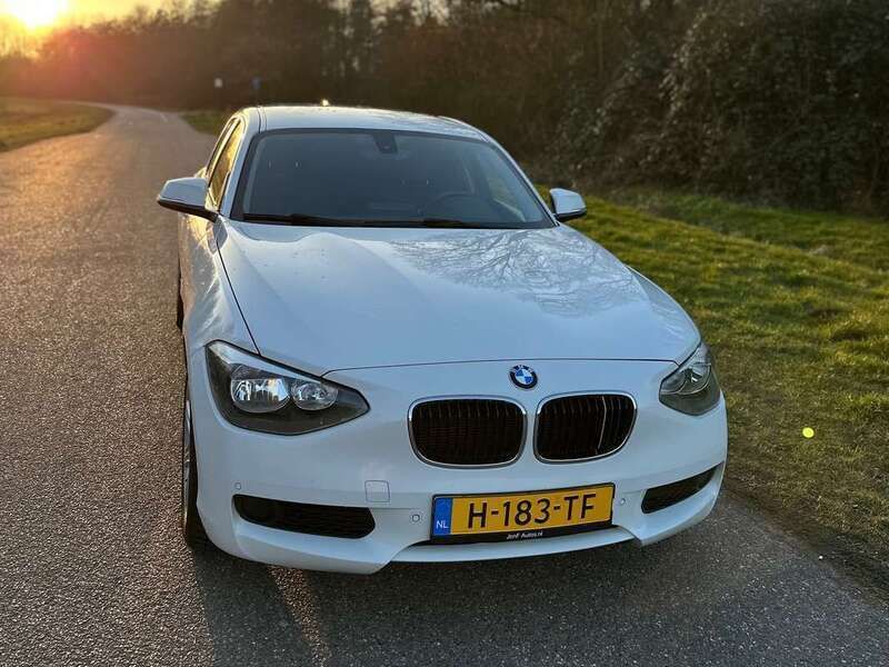 Wit Gebruikt 2013 BMW 114 Hatchback | € 8.500 (Iets duurder) - Afbeelding 1/4