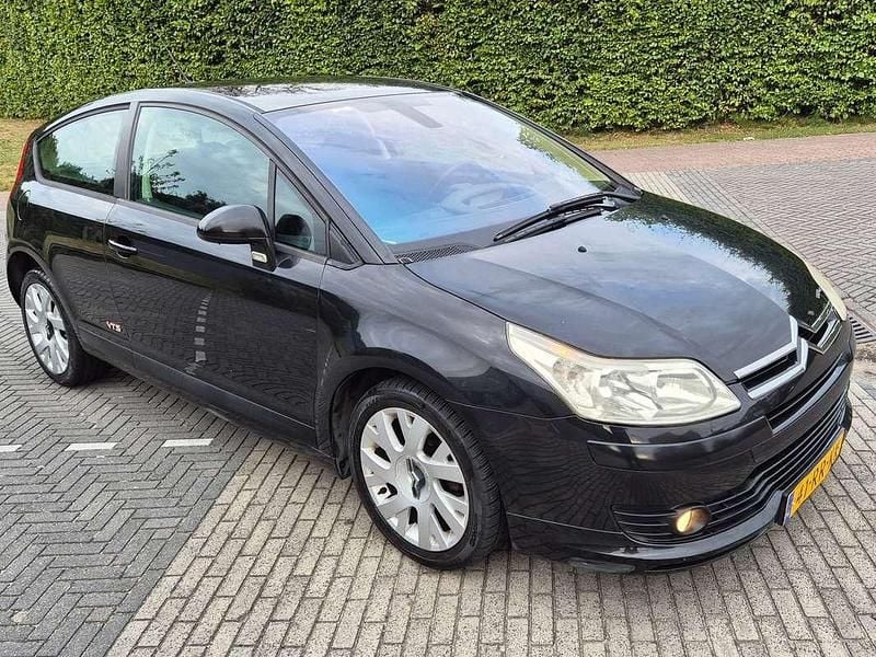 Zwart Gebruikt 2005 Citroën C4 VTR Sport Coupé | € 1.150 (Super prijs) - Afbeelding 1/4