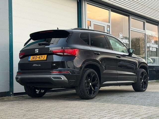 Zwart Gebruikt 2022 Seat Ateca Business SUV | € 29.490 (Eerlijke prijs) - Afbeelding 1/3