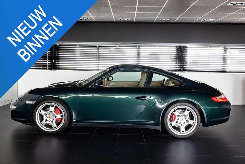 Groen Gebruikt 2006 Porsche 911 Carrera 4S Coupé | € 50.900 (Eerlijke prijs) - Afbeelding 1/4