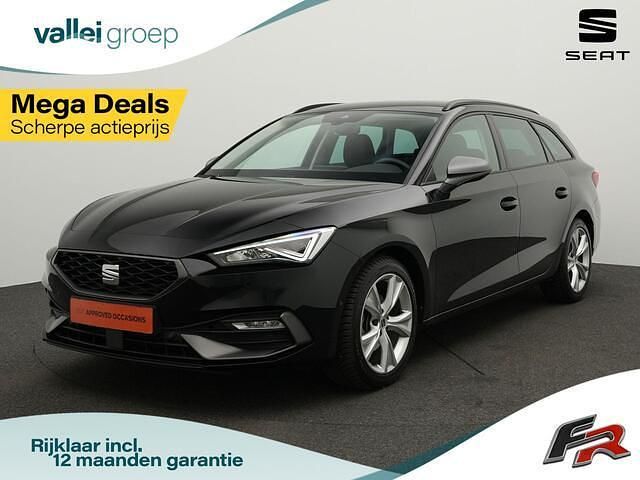 Zwart Gebruikt 2024 Seat Leon Business Stationwagen | € 33.400 (Iets duurder) - Afbeelding 1/4