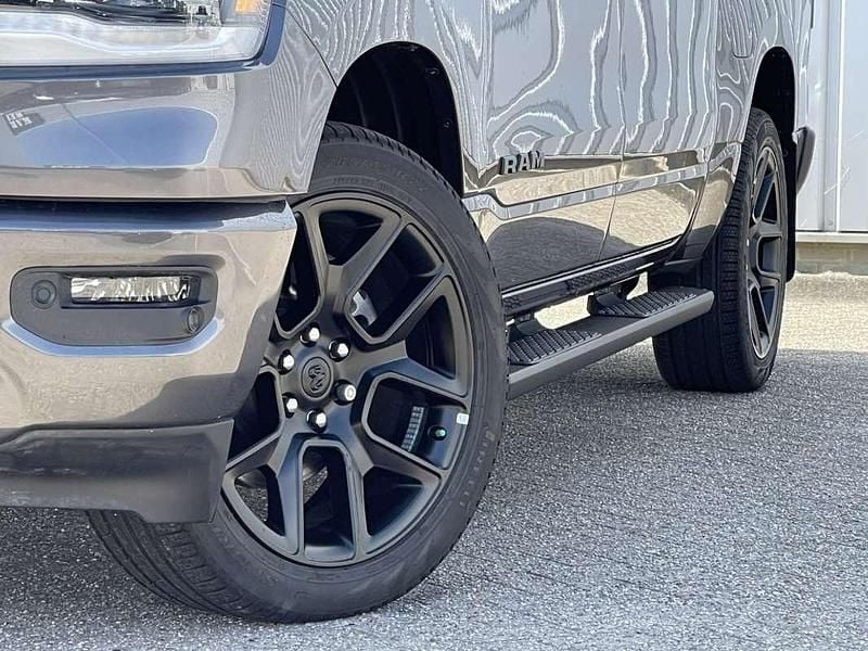 Occasion Dodge Ram 401 PK (294 kW) 2024 Grijs, metallic lak Pickup