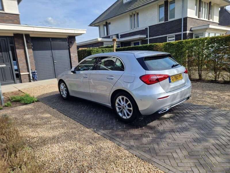 Grijs Gebruikt 2018 Mercedes A180 AMG Hatchback | € 19.750 (Duur) - Afbeelding 1/4