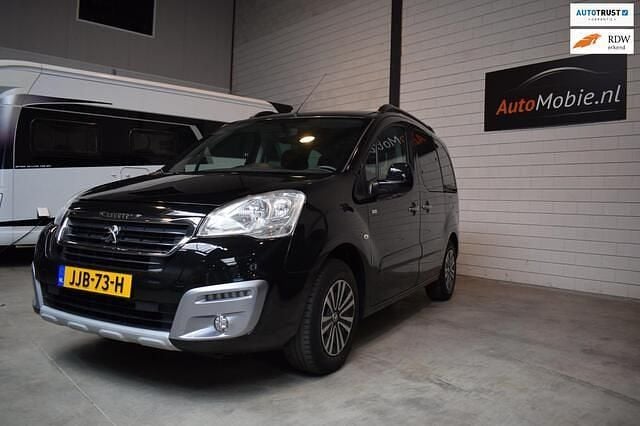 Zwart Gebruikt 2017 Peugeot Partner Tepee Style MPV | € 12.600 (Eerlijke prijs) - Afbeelding 1/4