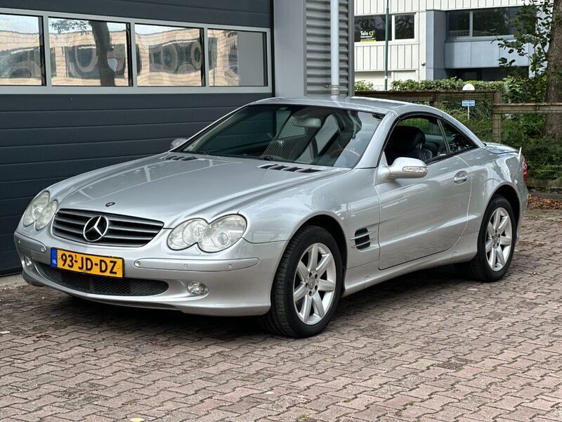 Grijs Occasion 2002 Mercedes SL500 Coupé | € 14.950 - Afbeelding 1/4