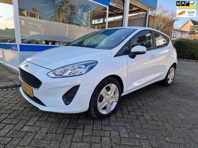 Wit Gebruikt 2019 Ford Fiesta Trend Hatchback | € 9.750 (Goede deal) - Afbeelding 1/4