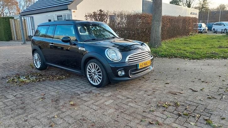 Gebruikt 2010 Mini Cooper Clubman Stationwagen | € 3.990 (Goede deal) - Afbeelding 1/4