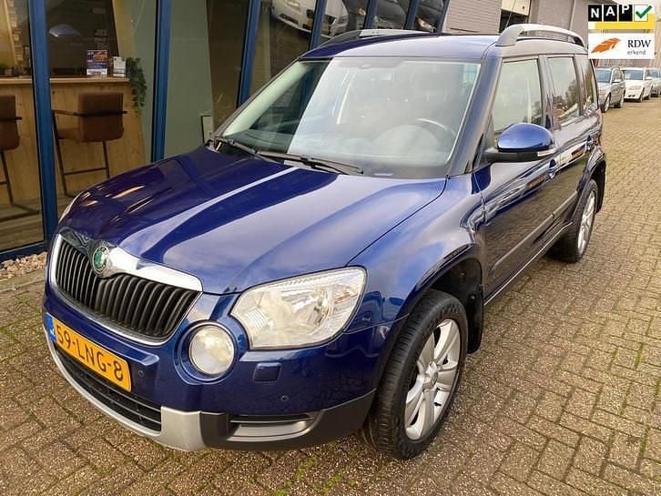 Blauw (metallic) Gebruikt 2010 Skoda Yeti Elegance SUV | € 7.945 (Eerlijke prijs) - Afbeelding 1/4