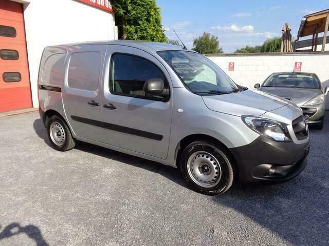 Grijs Gebruikt 2021 Mercedes Citan 109 MPV | € 22.385 - Afbeelding 1/4