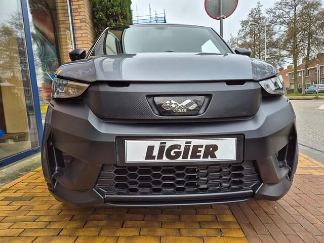 Nieuw Ligier JS50 2026 Grijs Hatchback