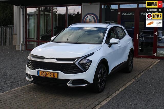 Wit Gebruikt 2022 Kia Sportage Comfort SUV | € 27.845 (Goede deal) - Afbeelding 1/4