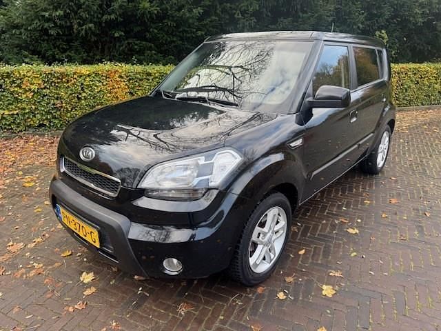 Zwart Gebruikt 2010 Kia Soul SUV | € 3.900 (Eerlijke prijs) - Afbeelding 1/4