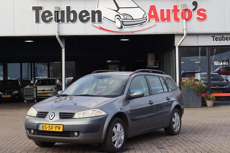 Grijs Gebruikt 2006 Renault Mégane GrandTour Dynamique Stationwagen | € 1.485 (Iets duurder) - Afbeelding 1/4