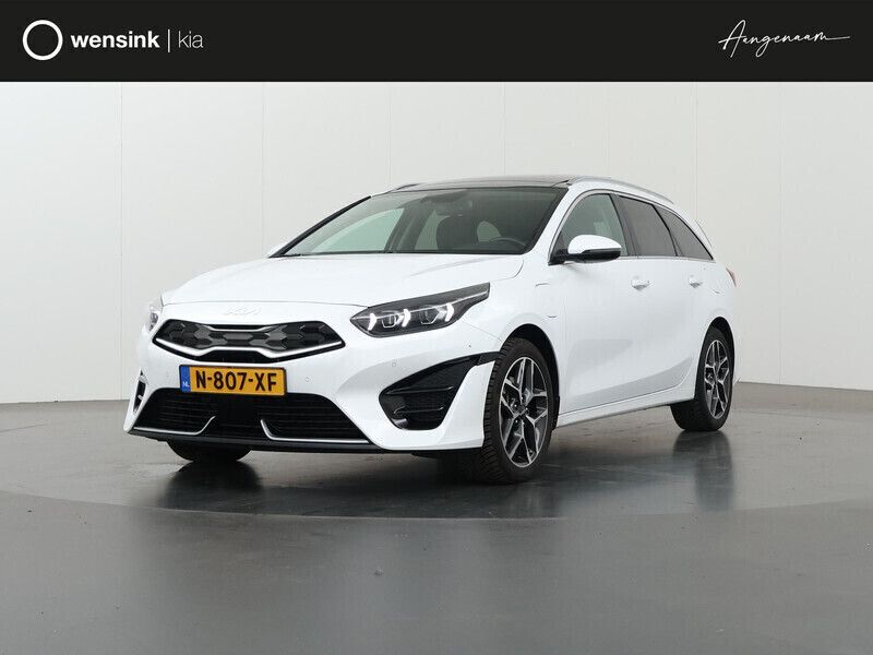 Wit Gebruikt 2022 Kia Ceed Stationwagen | € 26.935 (Eerlijke prijs) - Afbeelding 1/4