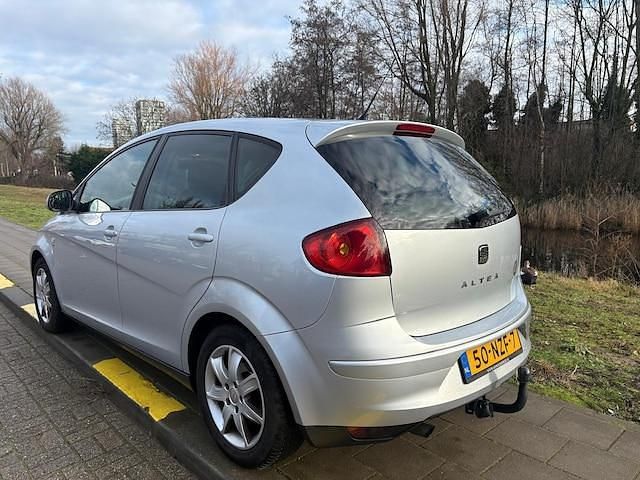 Occasion Seat Altea 105 PK (77 kW) 2011 Grijs MPV