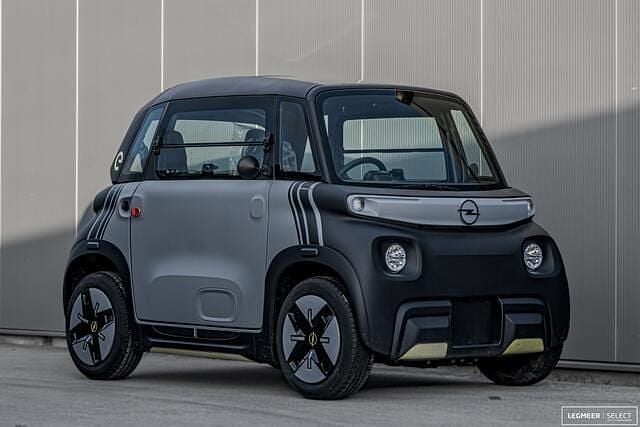 Nieuw Opel Corsa-e Rocks 132 kW (180 PK) 2025 Grijs Hatchback