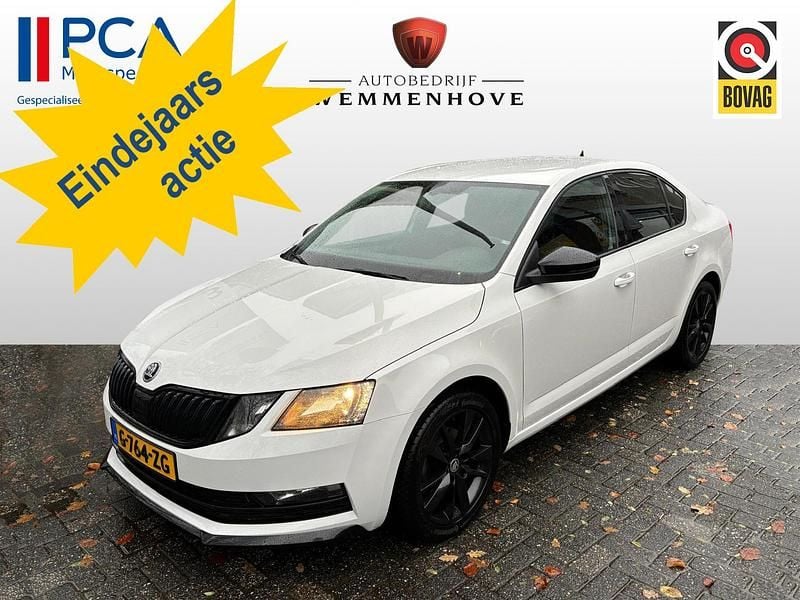 Wit Gebruikt 2020 Skoda Octavia Business Line Hatchback | € 13.890 (Eerlijke prijs) - Afbeelding 1/4