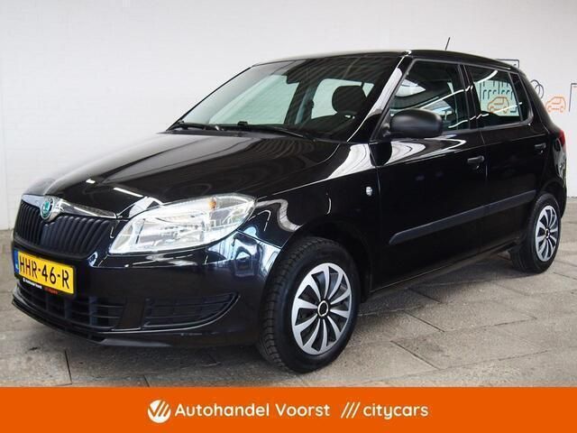 Zwart Gebruikt 2011 Skoda Fabia Comfort Hatchback | € 5.845 (Iets duurder) - Afbeelding 1/4