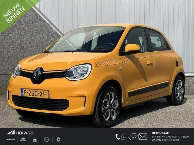 Geel Gebruikt 2022 Renault Twingo Collection Hatchback | € 12.485 (Eerlijke prijs) - Afbeelding 1/4