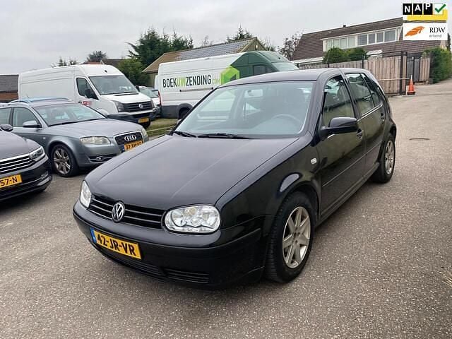 Occasion VW Golf IV 75 PK (55 kW) 2002 Zwart Hatchback