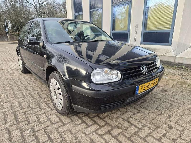 Occasion VW Golf IV Edition 75 PK (55 kW) 2002 Zwart Hatchback