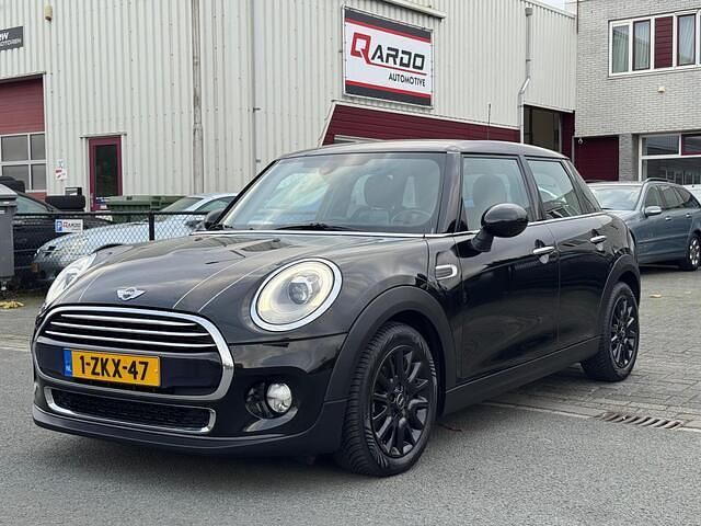 Occasion Mini Cooper Pepper 136 PK (100 kW) 2015 Zwart Hatchback