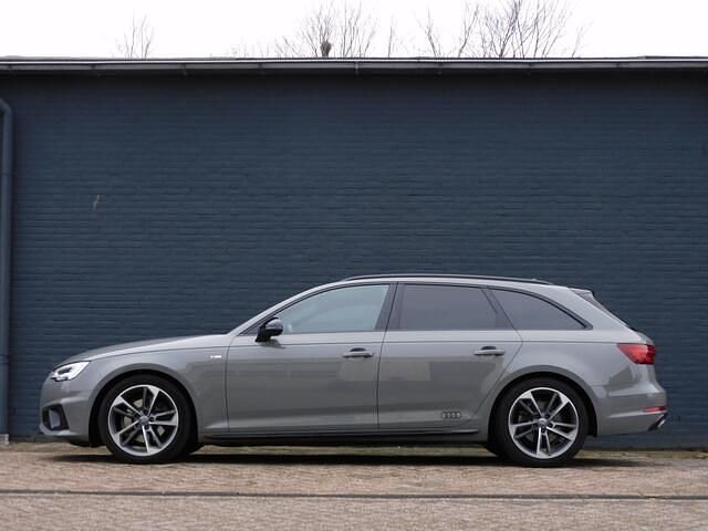 Occasion Audi A4 Black Edition 191 PK (140 kW) 2019 Grijs Stationwagen
