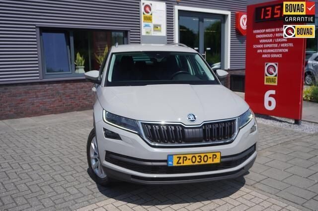 Grijs Gebruikt 2018 Skoda Kodiaq Business Line SUV | € 24.945 (Eerlijke prijs) - Afbeelding 1/4