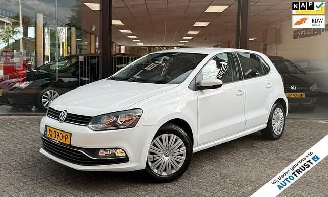 Wit Gebruikt 2016 VW Polo Comfortline Hatchback | € 8.940 (Eerlijke prijs) - Afbeelding 1/4