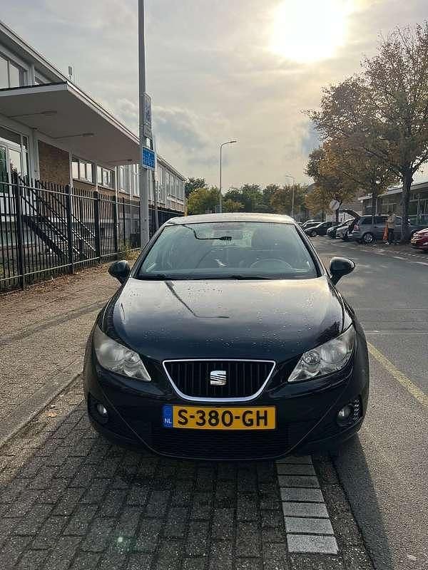 Zwart Gebruikt 2011 Seat Ibiza Style MPV | € 3.250 (Goede deal) - Afbeelding 1/4