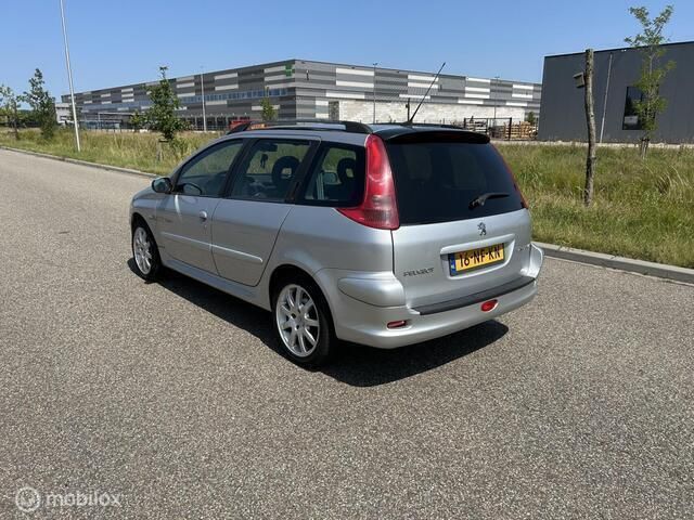 Occasion Peugeot 206 Quiksilver 109 PK (80 kW) 2003 Grijs Stationwagen