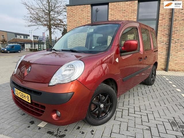 Occasion Renault Kangoo 106 PK (77 kW) 2008 Rood MPV